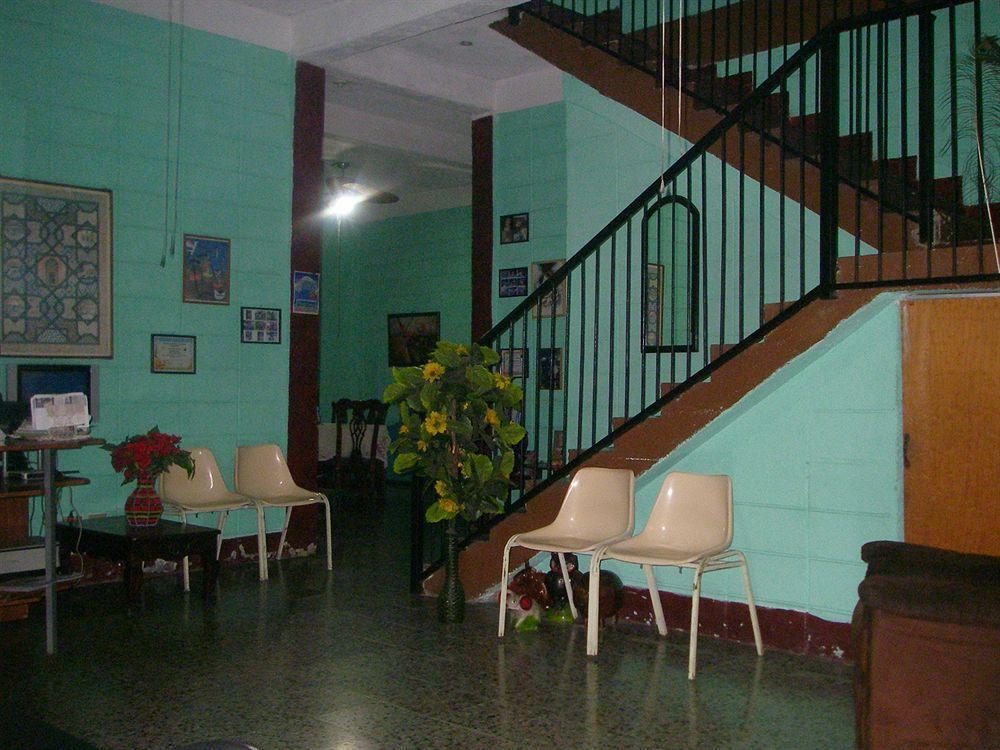 Guesthouse Dos Molinos B&B San Pedro Sula Exterior foto